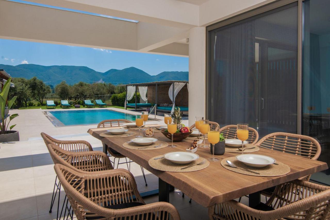 Antonia Villa - Luxurious Serenity With Private Pool, By Zantewize Kalipádhon 外观 照片