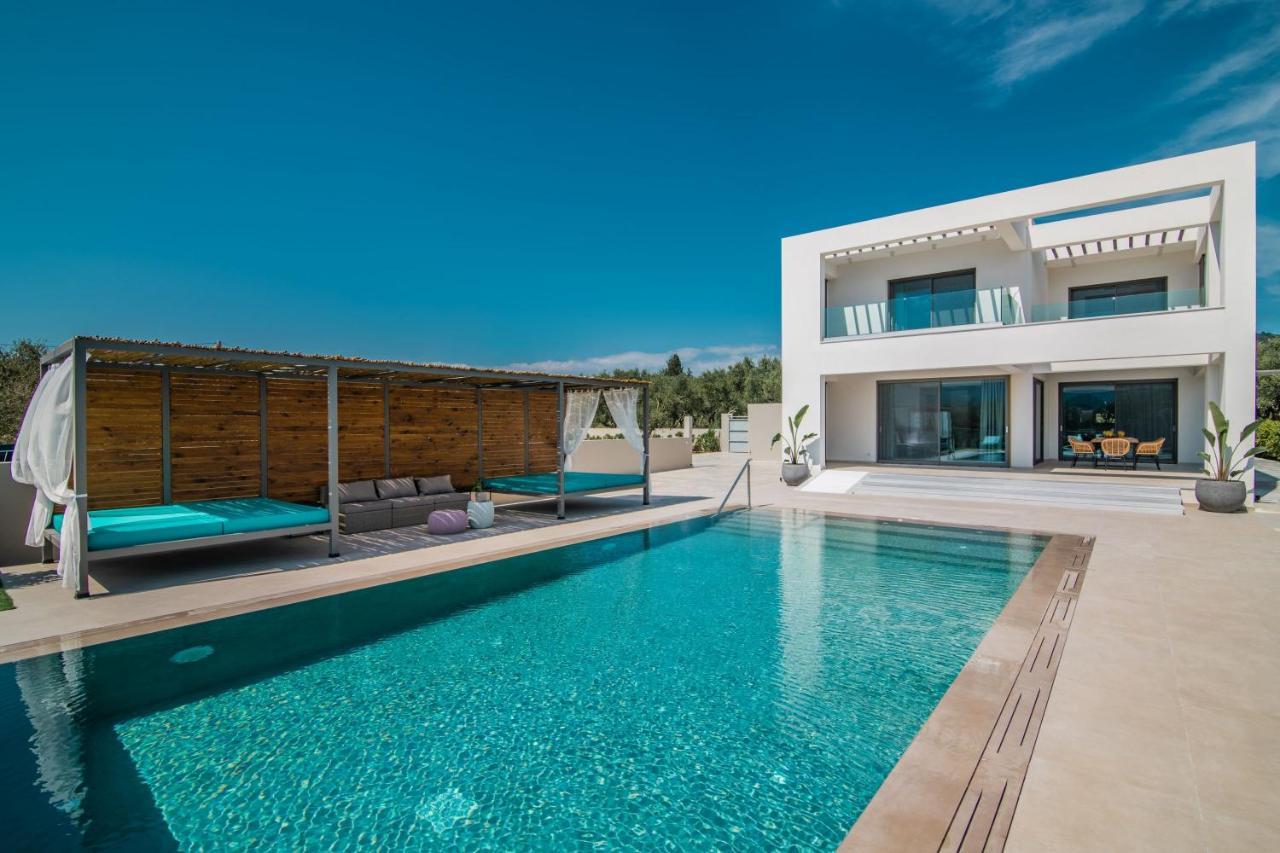 Antonia Villa - Luxurious Serenity With Private Pool, By Zantewize Kalipádhon 外观 照片