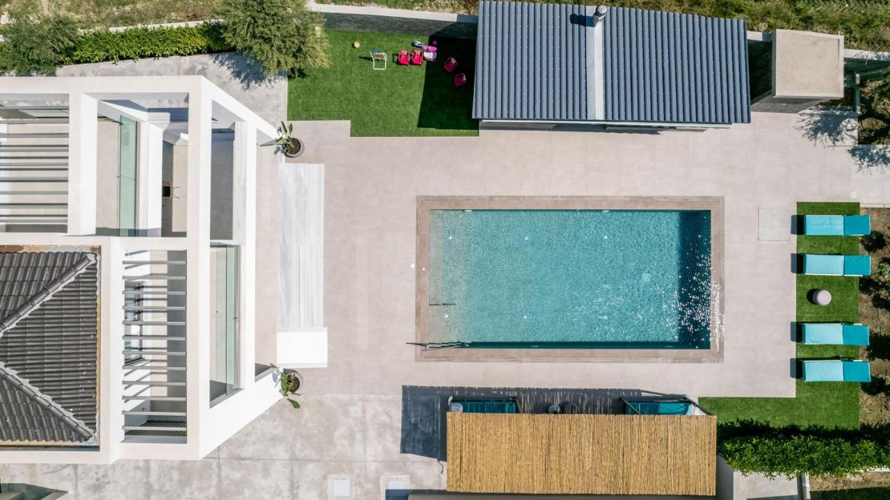 Antonia Villa - Luxurious Serenity With Private Pool, By Zantewize Kalipádhon 外观 照片