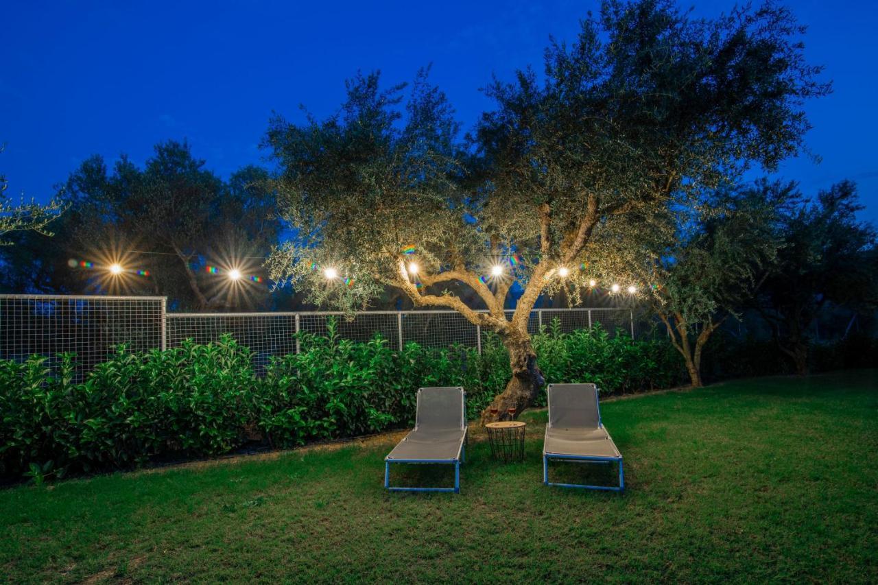 Antonia Villa - Luxurious Serenity With Private Pool, By Zantewize Kalipádhon 外观 照片